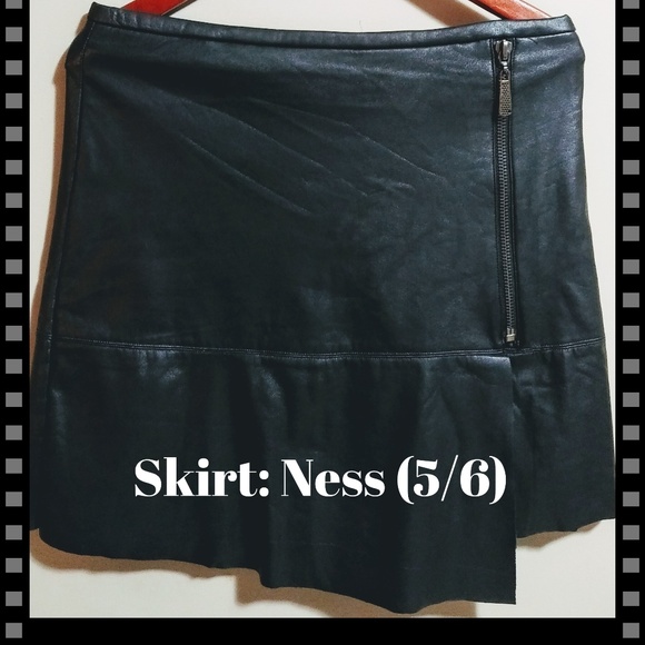 Ness | Faux Leather Mini Skirt - Picture 3 of 3